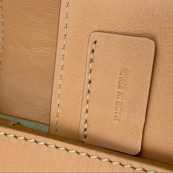 Chloe Tan Leather Mini Drew Bijou Crossbody Gold Chain Shoulder Bag - Picture 13 of 16